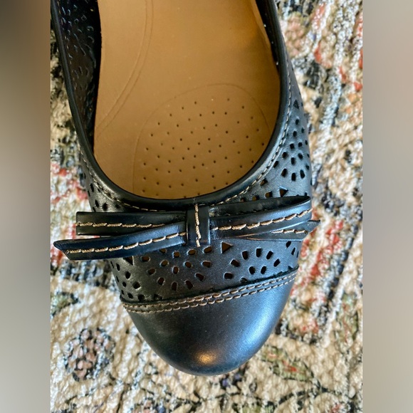 Clarks Women's Bendable Black Poem Journal Ballet Flats Size 9 - Picture 3 of 6